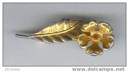 Broche Fleur Dorée Avec Rubis (06-6834) - Brochen