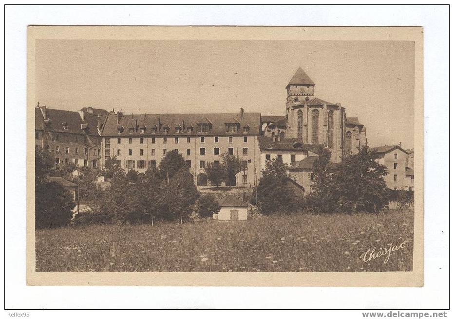 EYMOUTIERS - Le Collège - Eymoutiers