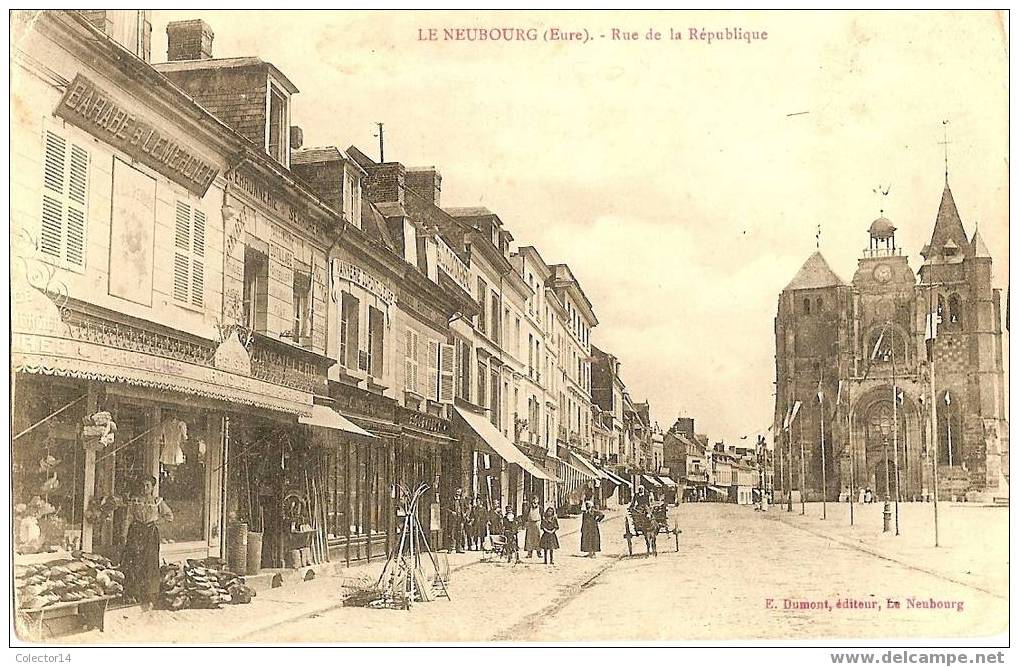 Le Neubourg Rue De La République - Le Neubourg