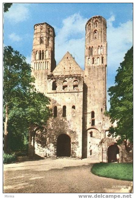 Jumieges : Façade D'entrée De L'eglise Notre-Dame - Jumieges