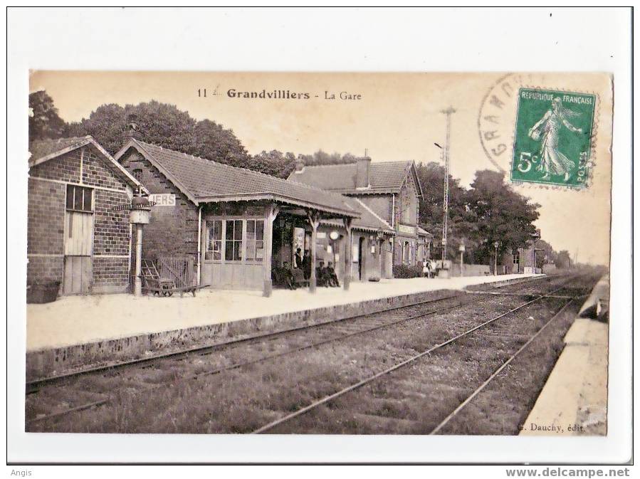 CPA---60---- Grandvilliers-----GARE---RAILS - Grandvilliers