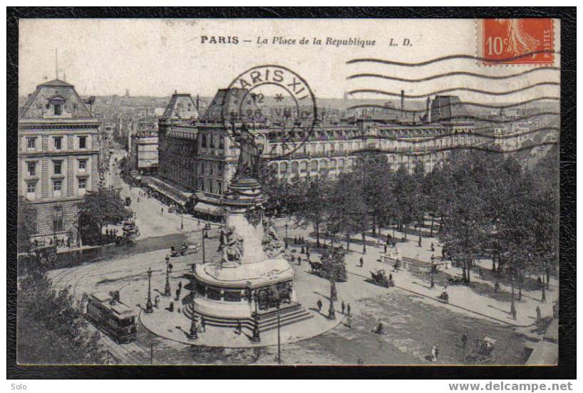 PARIS - La Place De La République - Arrondissement: 10