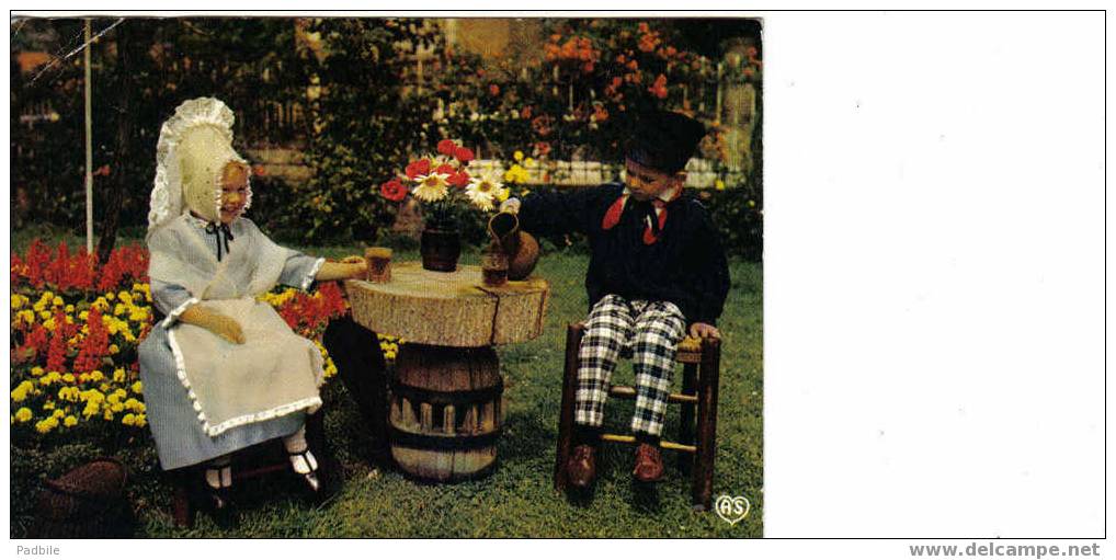Carte Postale Animée De Normandie - Enfants En Costumes - Haute-Normandie