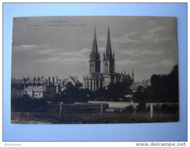 La Delivrande.la Basilique Vue De La Vierge Fidele. - La Delivrande