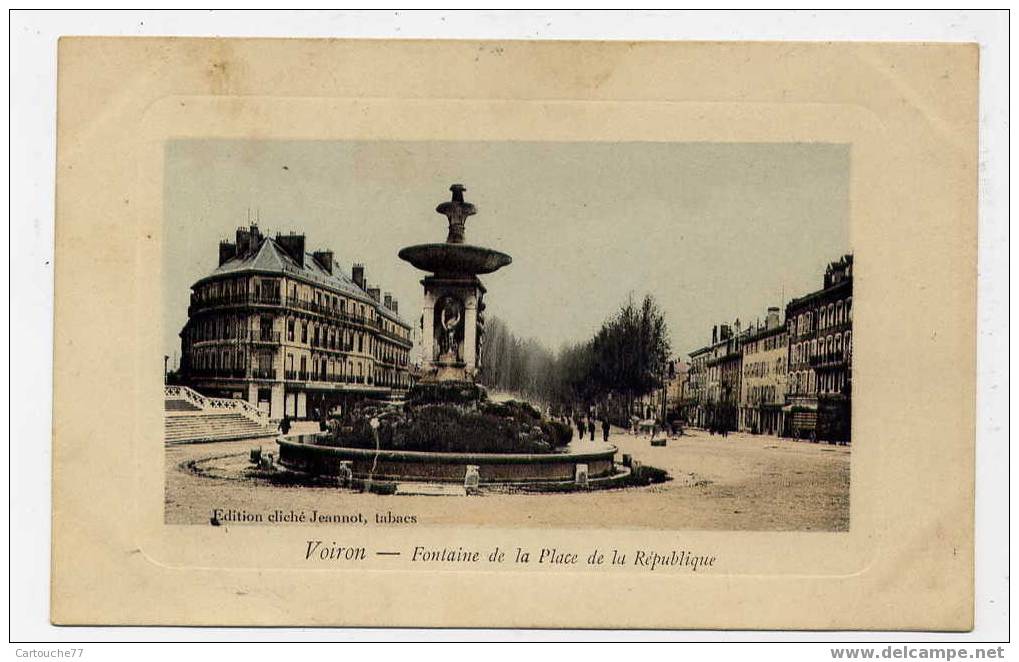 J20 - VOIRON - Fontaine De La Place De La République - Voiron