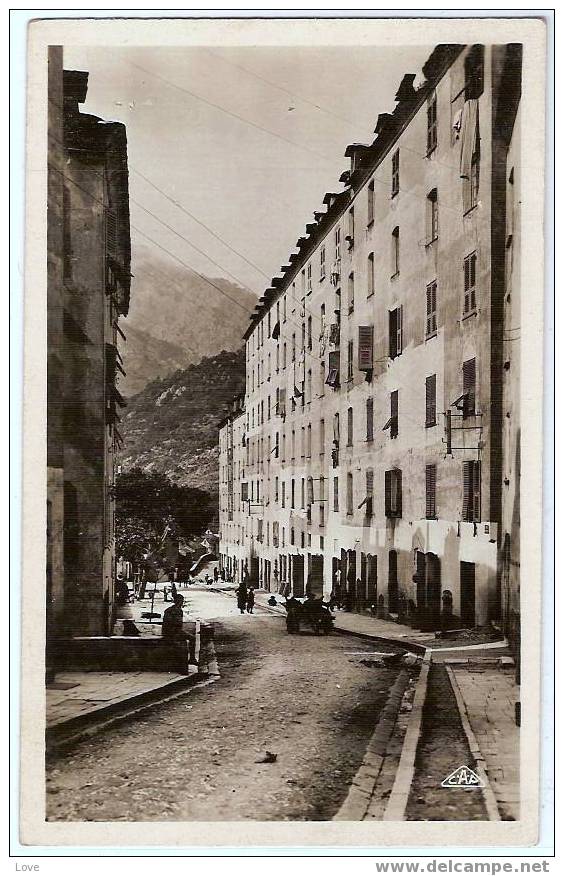 CORTE: VUE ECLAIREE SUR LA MAISON DES 300 PROPRIETAIRES. CARTE PHOTO - Corse