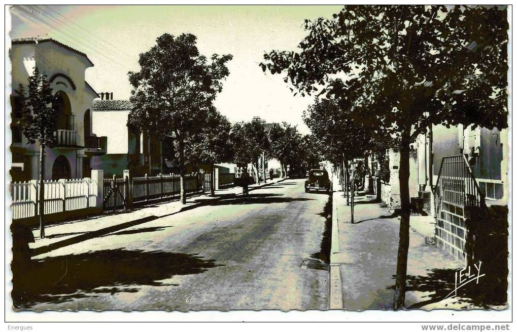 ST-Gilles-sur-Vie, Avenue De La Plage - Aizenay