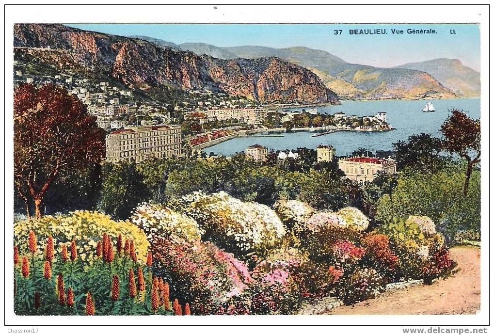 06 - BEAULIEU - Vue Générale.  ( 1er Plan Fleuri) - Couleur - Beaulieu-sur-Mer