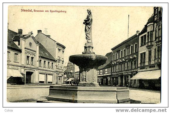 Stendal Brunnen Am Sperlingsberg - Stendal