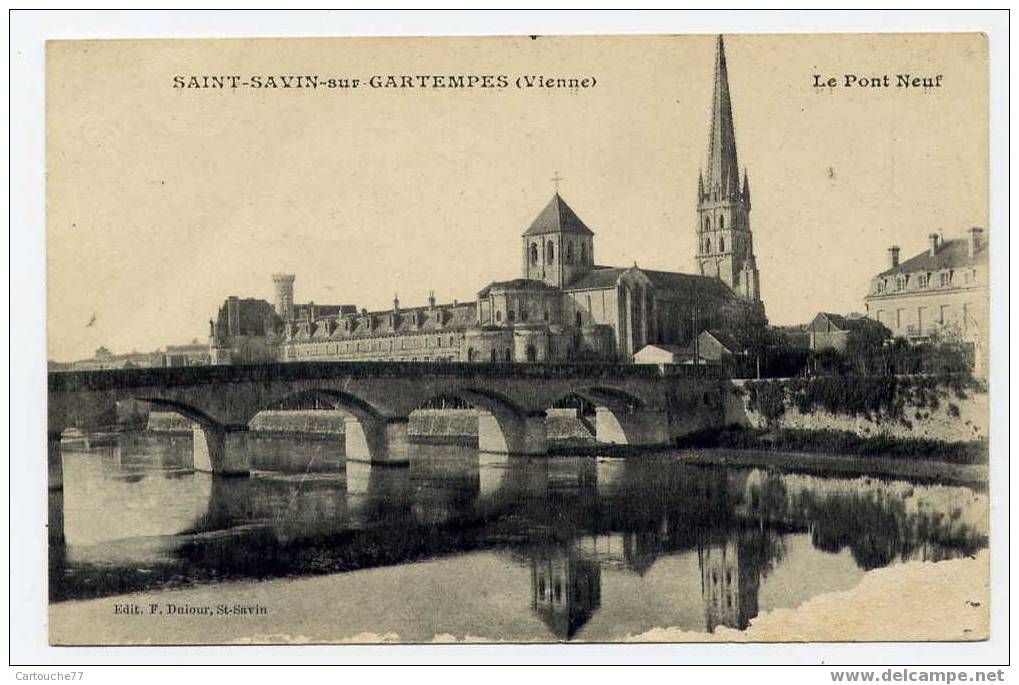 J24 - SAINT-SAVIN-sur-GARTEMPE - Le Pont-Neuf - Saint Savin