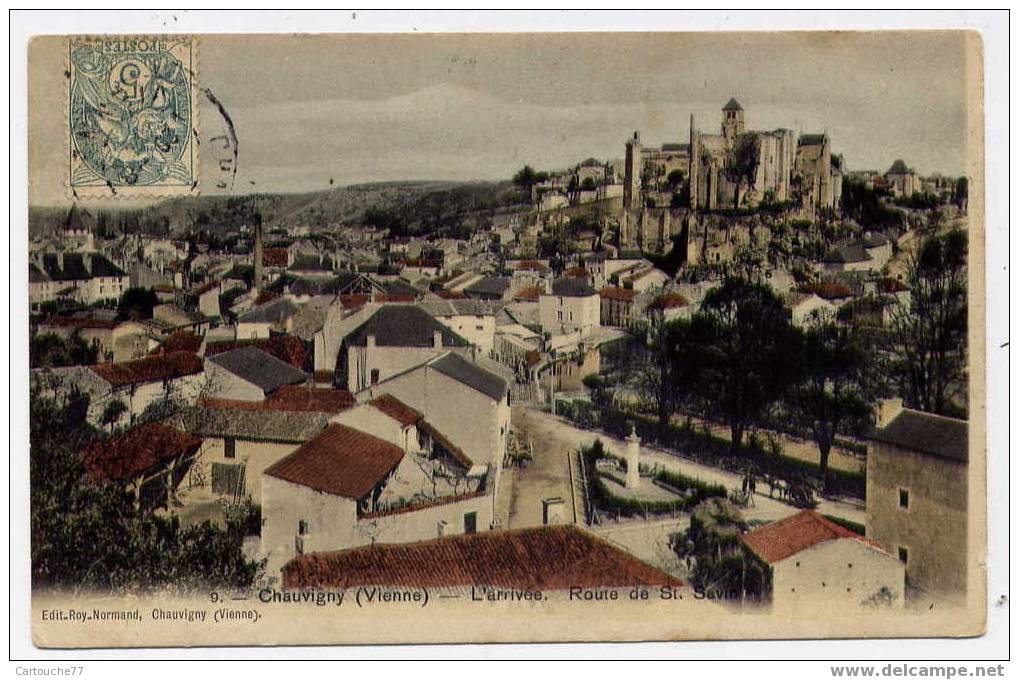 J24 - CHAUVIGNY - L'arrivée - Route De Saint-Savin - Chauvigny