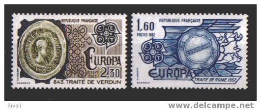 EUROPA CEPT FRANCE 1982 N° YVERT 2207-08 LUXE - 1982