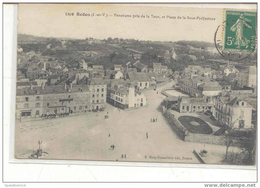 35-RD-1  Redon  Panorama Prés De La Tour, Et Place De La Sous-préfecture Mary-Rousselière 3206 - Redon