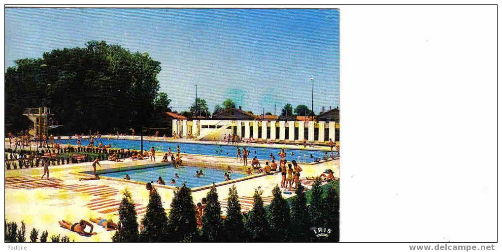 Carte Postale Fleurs  La Piscine - Feurs