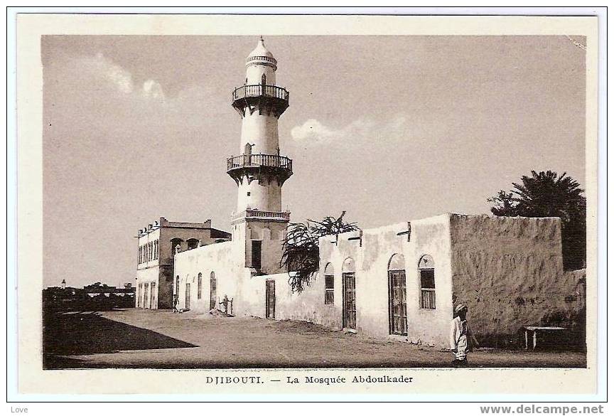 DJIBOUTI: LA MOSQUEE ABDOULKADER EN PLEINE LUMIERE - Somalië