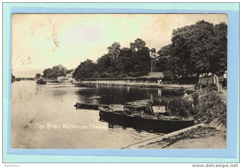 WALTON ON  THAMES  BOOT BOTEN - Surrey