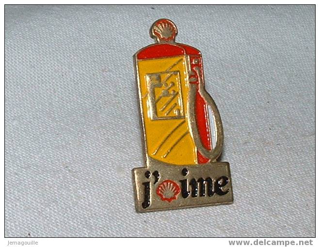 PIN´S - SHELL J´aime * - Carburants