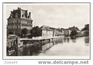 JARNAC Château Courvoisier Et Moulins - Jarnac