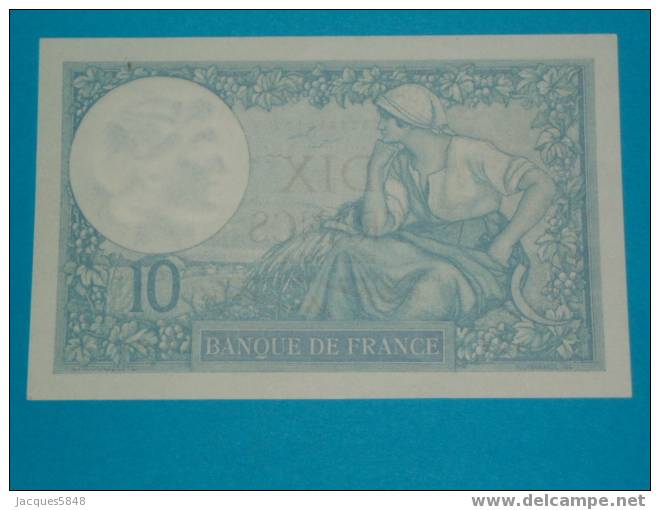 Billet) 10 Fr - Minerve - 12/5/1932 - E.64890 - N° 172 - Un épinglage - Pas De Plis  - - 10 F 1916-1942 ''Minerve''