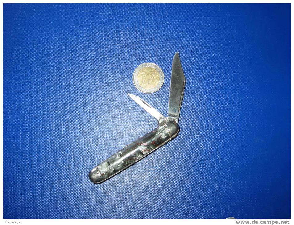 Couteau De Poche Us Marqué Usa Man Sur La Lame - Knives/Swords
