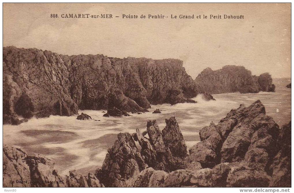 29 CAMARET SUR MER Pointe Du Penhir Le Grand Et Le Petit Dahouët - Camaret-sur-Mer