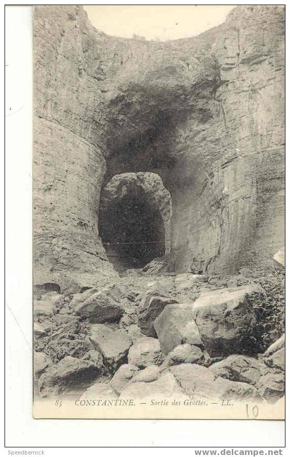 5473 Constantine Sortie Des Grottes LL 85 - Constantine