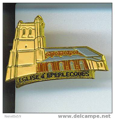 Pin´s EPERLECQUES Eglise ( Dép 62 ) - Villes