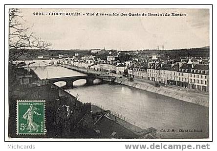 CPA 29 CHATEAULIN - Vue D Ensemble Des Quais De Brest Et De Nantes - Châteaulin