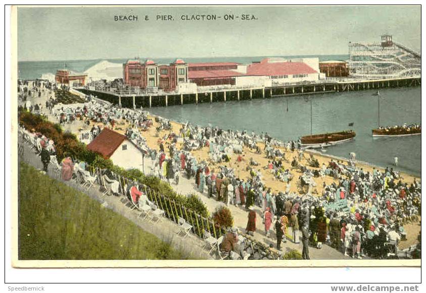 5703 Beach E Pier CLACTON ON SEA   ETW Dennis & Son 38 Colorisée - Clacton On Sea