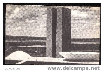 BRASILIA-Sénat(dome);Palais Du Gouvernement(tours),et Chambre Des Députés(écuelle). - Brasilia