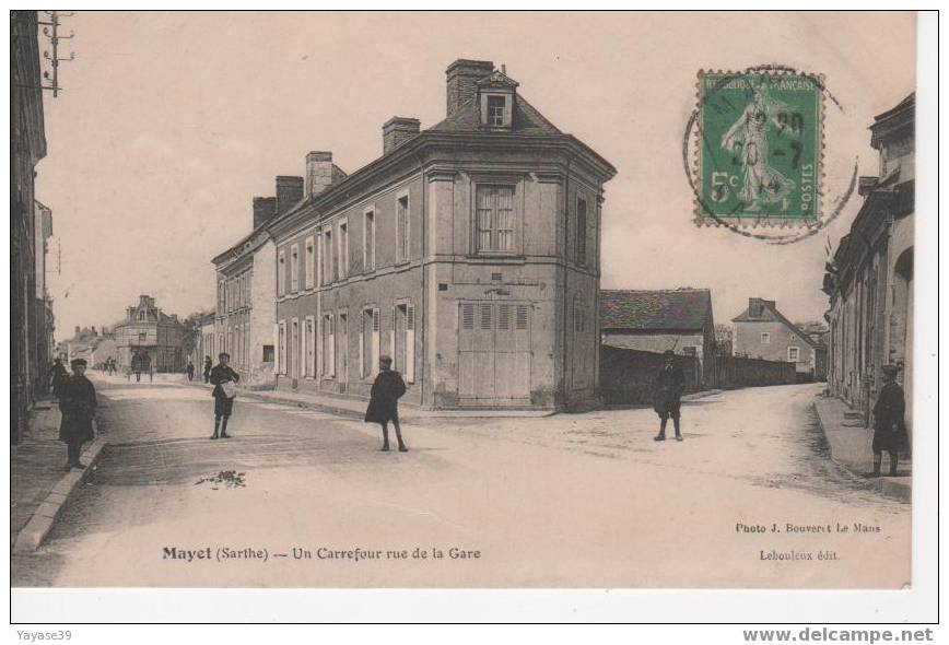 72 Mayet CPA écrite En 1914 Un Carrefour Rue De La Gare Personnages Charette Bon état - Mayet