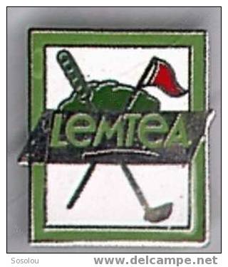Lemtea. Le Club Et Le Drapeau - Golf