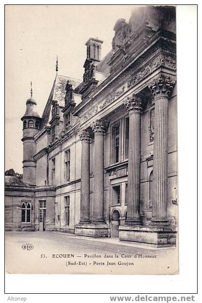 Le Château, Porte Jean Goujon - Ecouen