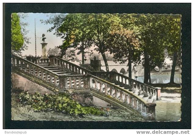 CPSM - Aire Sur Adour -  Escalier Monumental Et Le Pont ( CIM N°40) - Aire