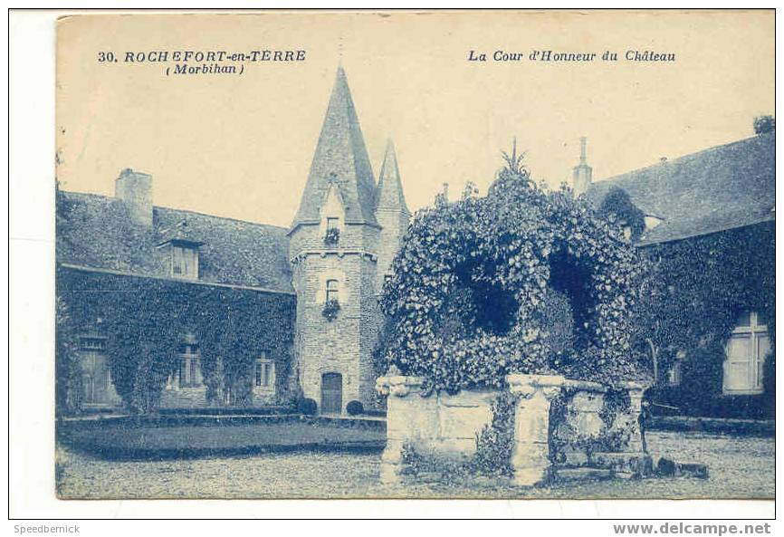 56-RT-46 Rochefort En Terre La Cour D´Honneur Du Château - Nozais 30 - Rochefort En Terre