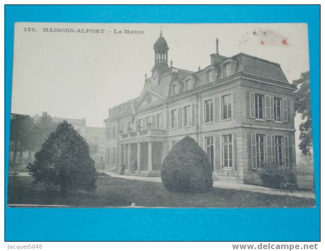 94) Maison-alfort - La Mairie  -année 1916- EDIT Malcuit- Tres Belle Carte - Maisons Alfort