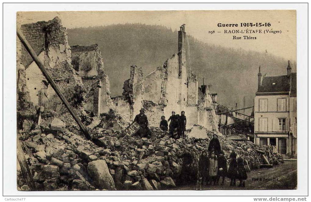 J37 - RAON-L´ETAPE - Guerre 1914-15-16 - Rue THIERS (1917 - Carte Animée) - Raon L'Etape