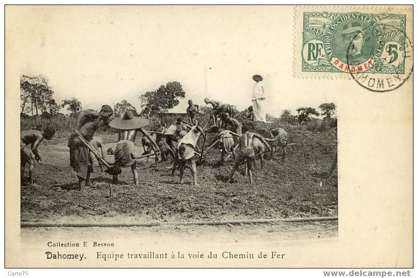 AFRIQUE - DAHOMEY - Equipe Travaillant à La Voie Du Chemin De Fer - Dahome