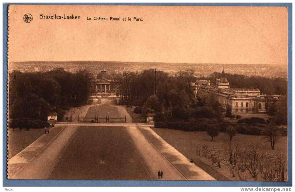 * Brussel - Bruxelles * (Laken - Laeken) Le Château Royal Et Le Parc, Koninklijk Paleis En Park, Vieux Cartes, Palace - Konvolute, Lots, Sammlungen