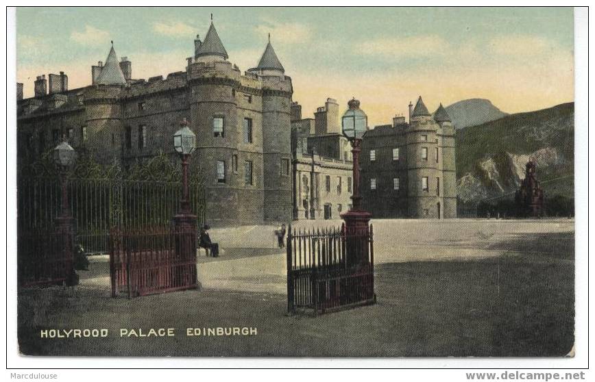 Edinburgh. Holyrood Palace. Colored. - Midlothian/ Edinburgh