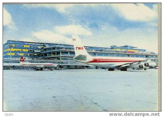 CPSM ANNEES 1970 AEROPORT DE PARIS-ORLY / FAçADE SUD DE L'AEROGARE/AVION TWA - Aerodromes