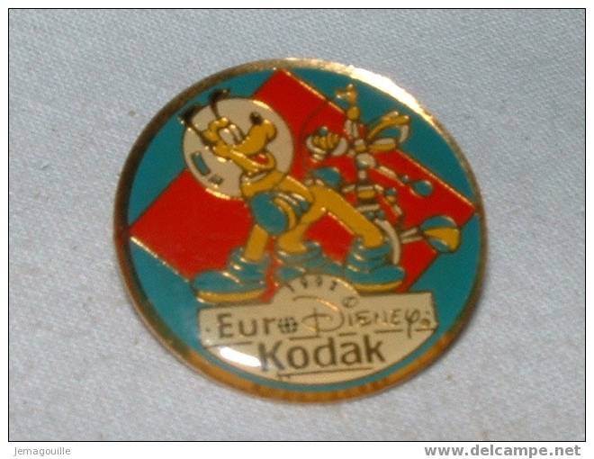 PIN'S - KODAK Official Sponsor EURO DISNEY - Photographie