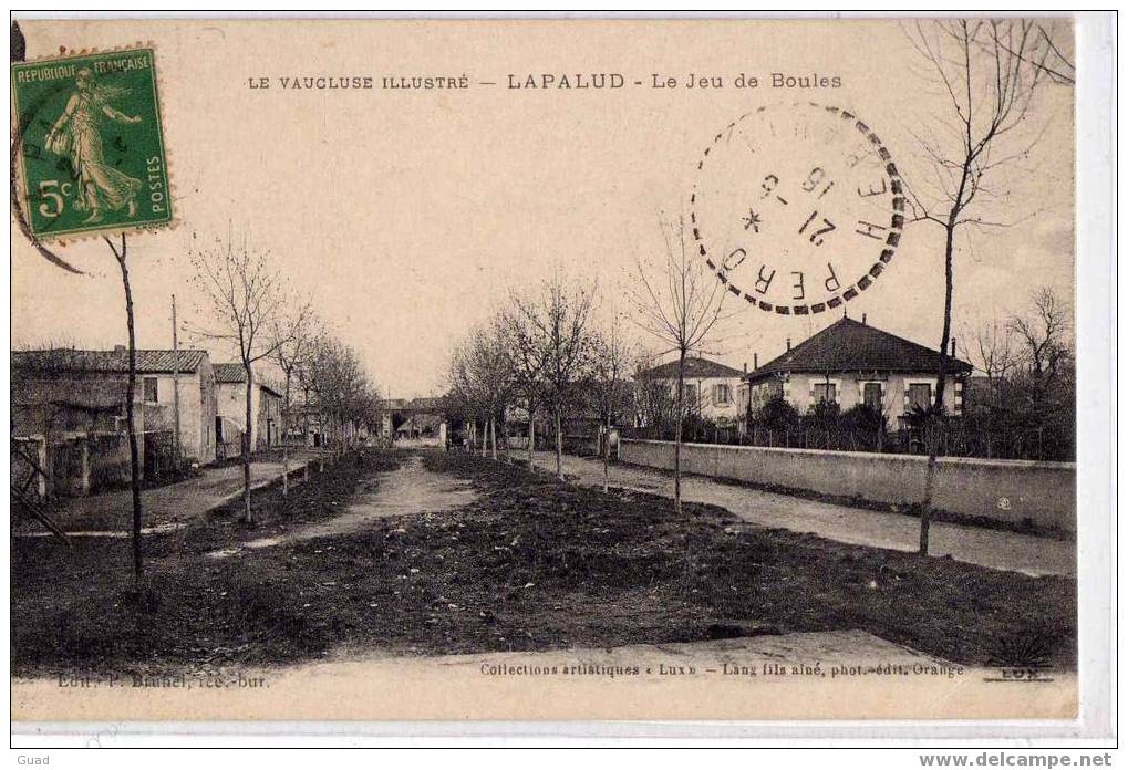 LAPALUD - LE BOULODROME -  JEU DE BOULES - PETANQUE - Lapalud