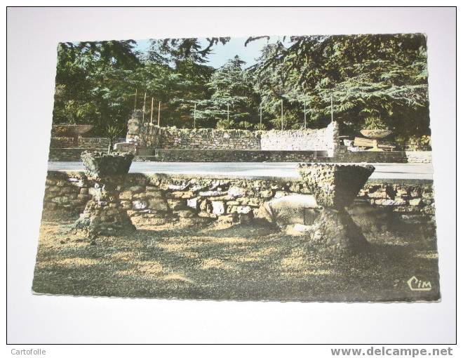 (229) -1- Carte Postale Sur Cabriéres D'avignon La Piste De Danses - Cabrieres D'Aigues