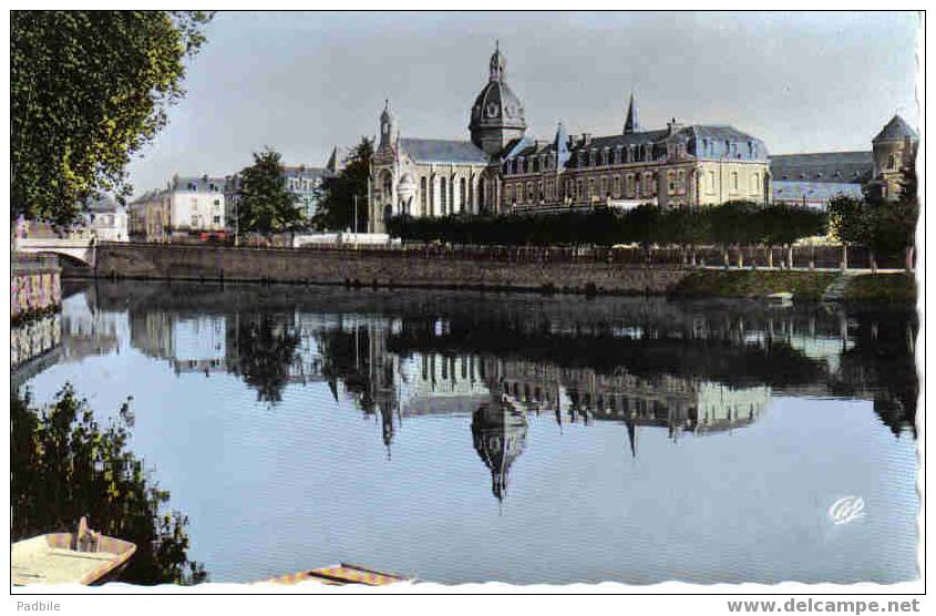 Carte Postale De Chateau-Gontier - L´hôpital Et La Mayenne - Chateau Gontier