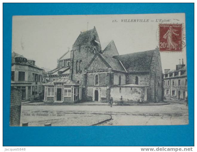 14) Villerville  - L'eglise    -ANNEE 1921 -   EDIT Foretier   - Tres Belle Carte - Villerville