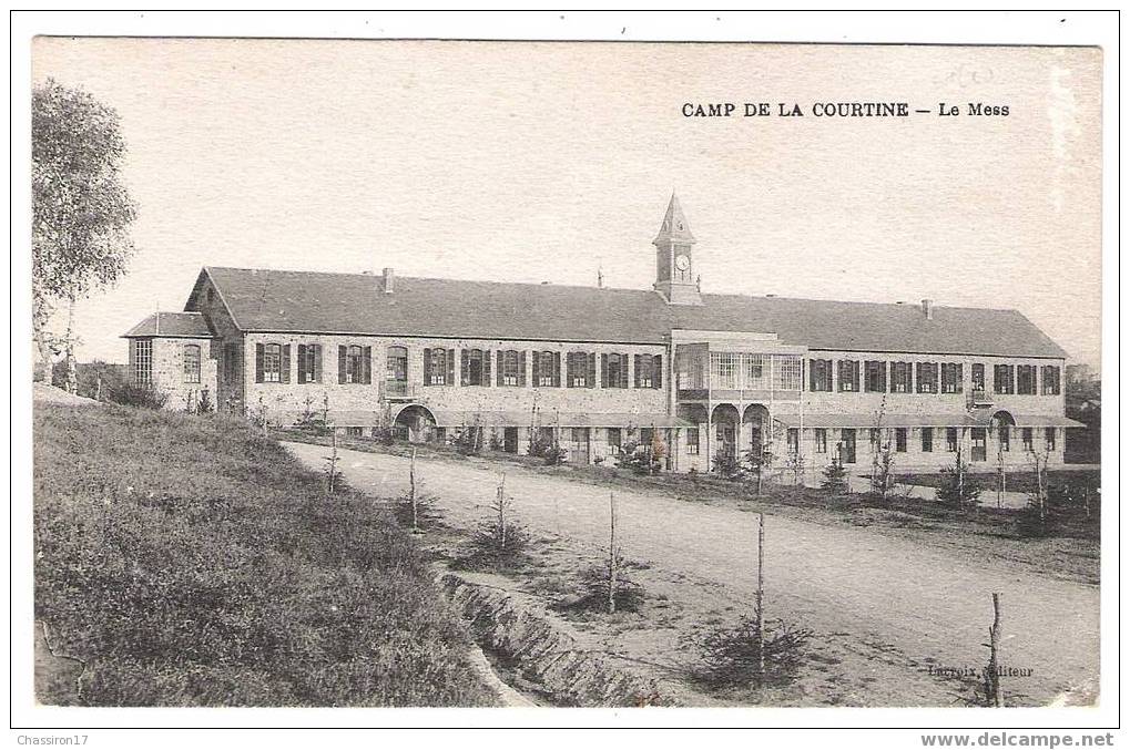 23 -  Camp  De LA COURTINE  - Le Mess - La Courtine