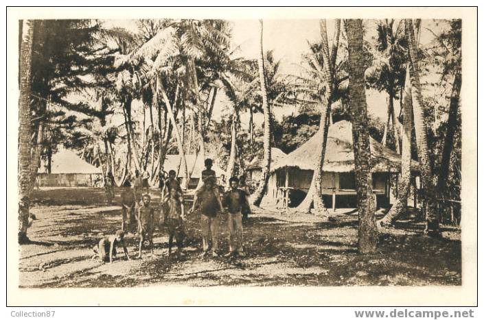 988 - TOM - NOUVELLE CALEDONIE - VILLAGE INDIGENE - EDITION PANTECOST 12 - Nouvelle Calédonie