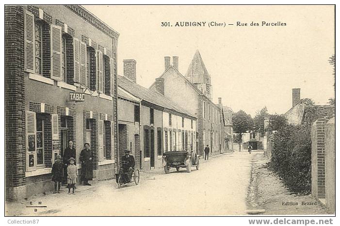 18 - CHER - AUBIGNY - RUE Des PARCELLES - DEVANTURE Du TABAC ANIMEE - Edit. BEZARD 301 - Aubigny Sur Nere