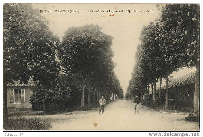 18 - CHER - CAMP MILITAIRE D'AVIATION D´AVORD - RUE CENTRALE - EDIT. EMB 10 - Avord